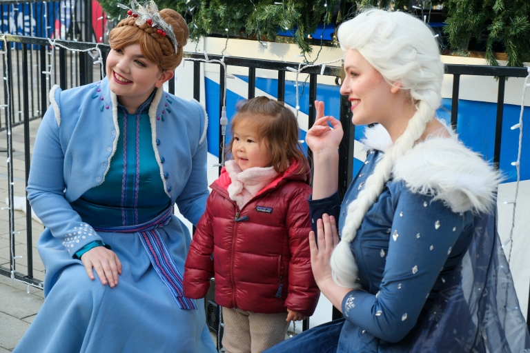 snow sisters and a kid